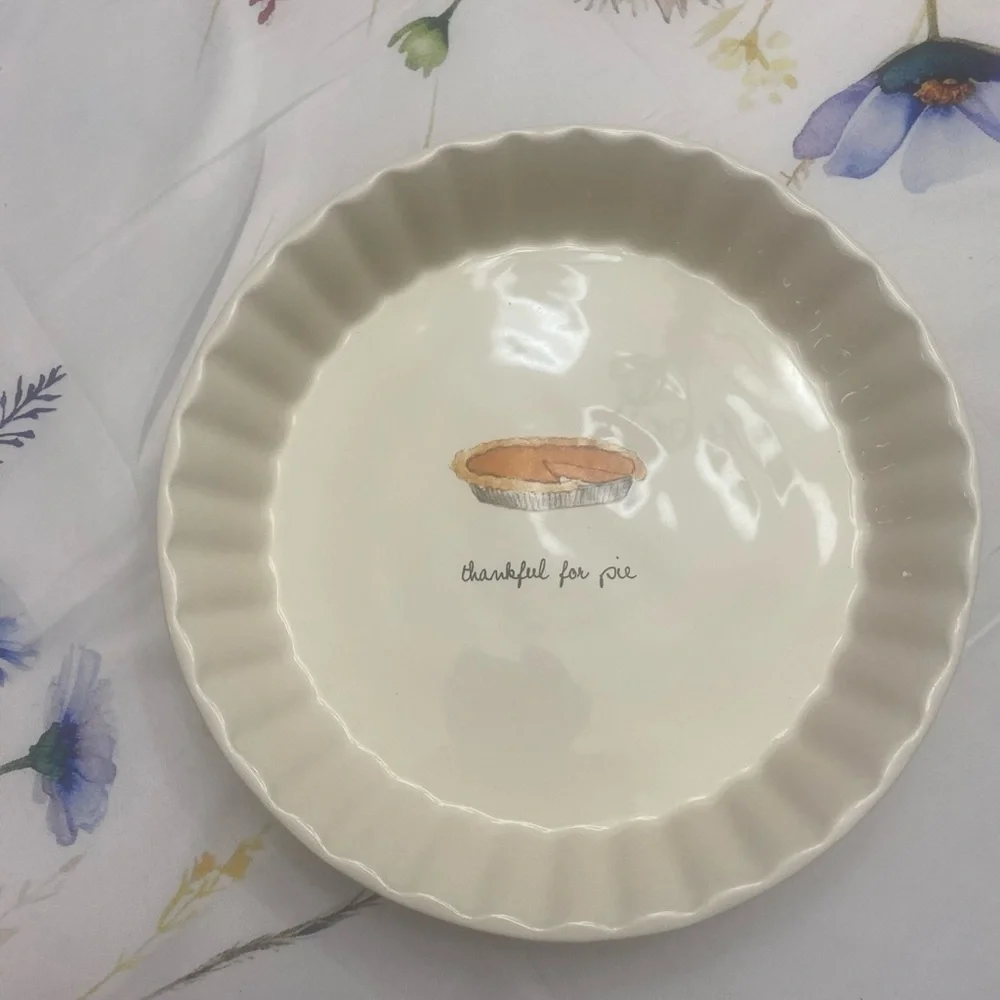 Rae Dunn Artisan Collection Pie Dish “thankful for pie” Ceramic 8.5” Circular